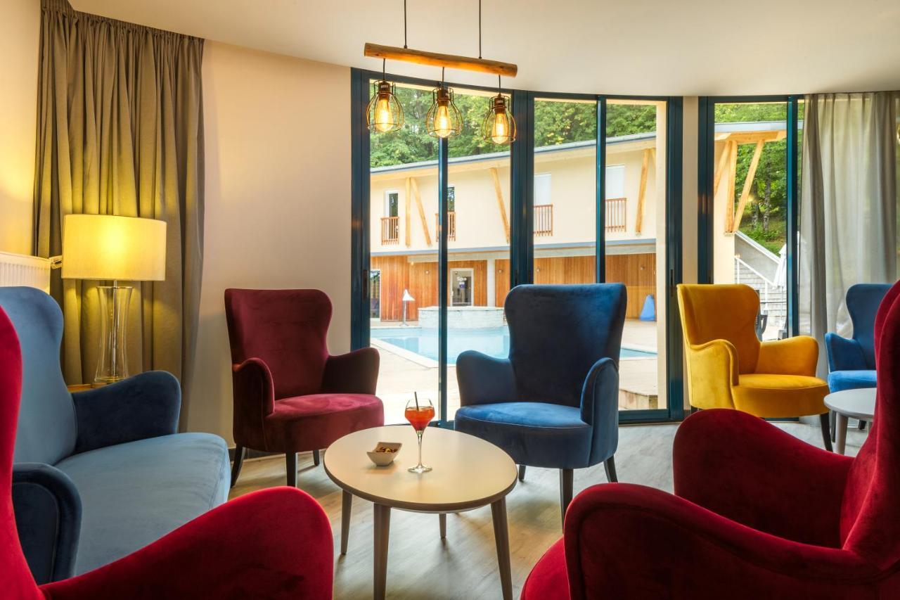 Logis Hotel Parenthese, Restaurant & Spa Ший Экстерьер фото
